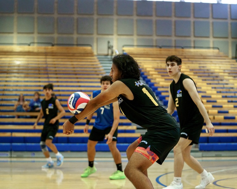 Men's Volleyball vs. Grossmont (Cassandra Serrano)